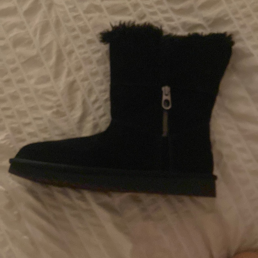 Koolaburra (by Ugg) women’s black ankle boots brand new size 7 in women’s